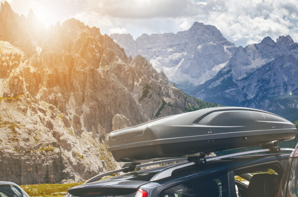 Thule tetőbox – előnyök és hátrányok.  